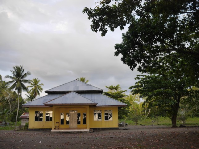 Road to Marimbati (3)