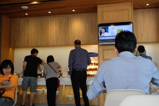 Sarapan Holiday Inn Express