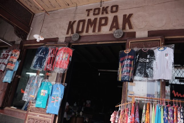 Toko Kompak