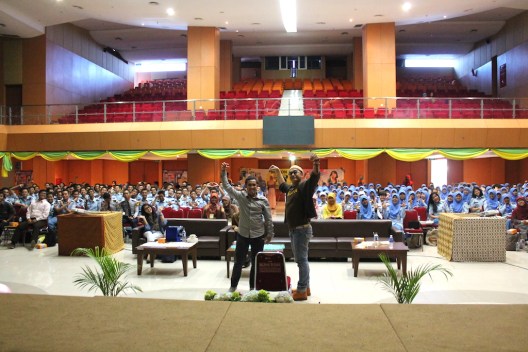 Seminar PNSpreneurship at Sekolah Tinggi Ilmu Statistik Indonesia (November 2013)