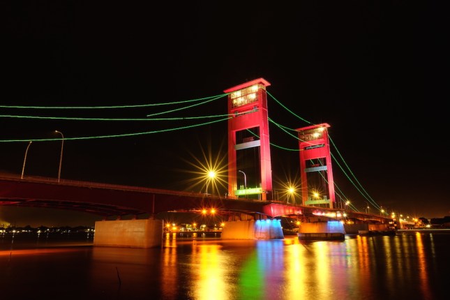 Jembatan AMPERA Palembang