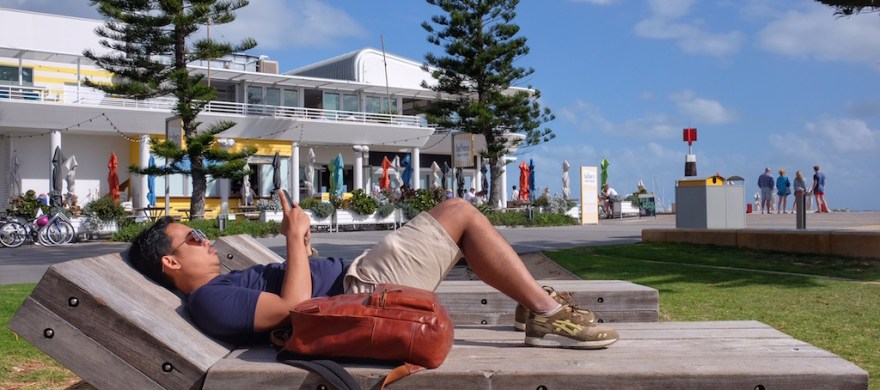 Internetan di Luar Negeri