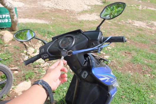 Parkiran Angel's Billabong Nusa Penida