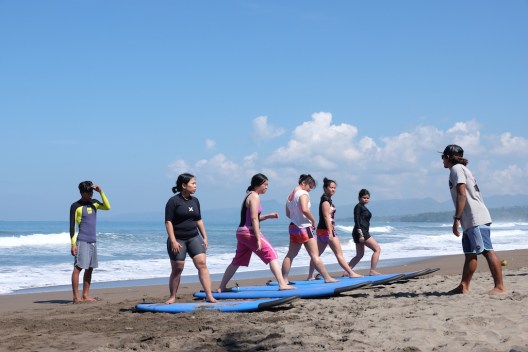 Open Trip: Surfing Cimaja