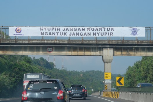Nyupir Jangan Ngantuk