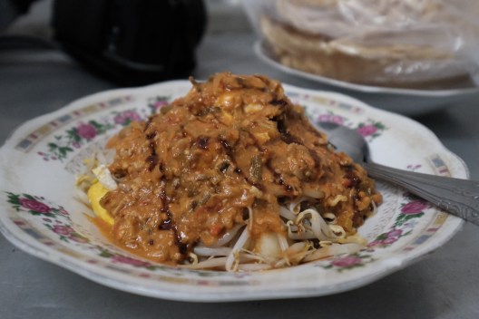 Toge Goreng Ibu Hj. Omah