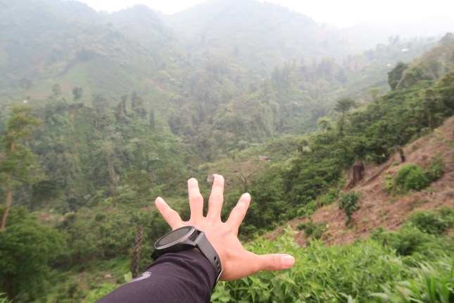 Road to Desa Cisadon