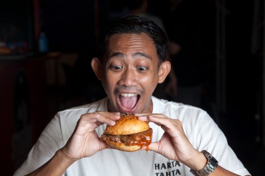 arievrahman bisnis burger