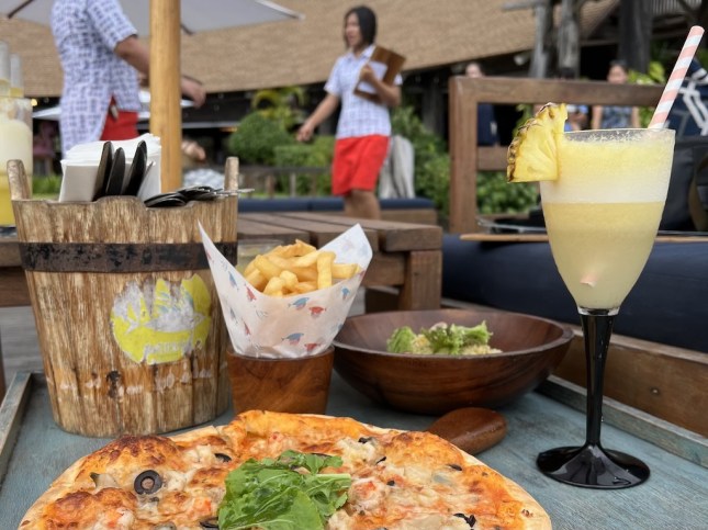 Roosterfish Beach Club