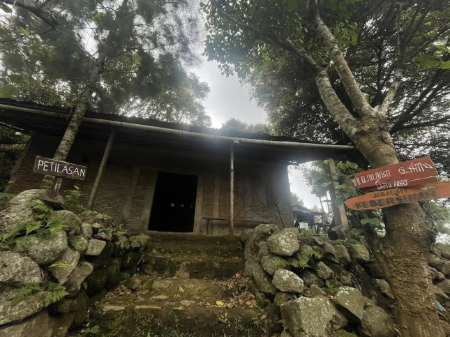 Puncak 29 Rahtawu Gunung Muria